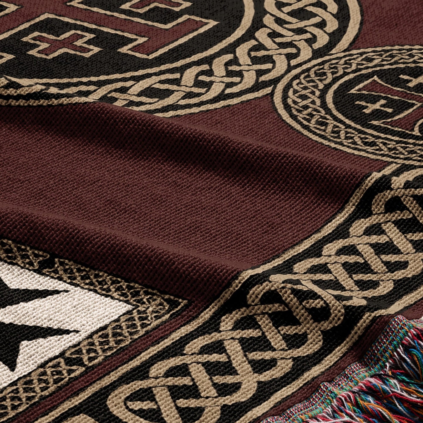 MyDesigns Medieval Wall Hanging Blanket – Red Jerusalem Cross Medallion, Crusader Orders jacquard woven blanket