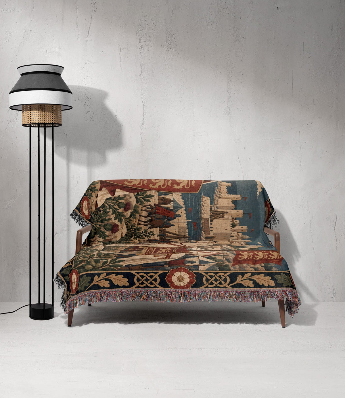 CalmNestStyle Richard the Lionheart Rose Border jacquard woven blanket