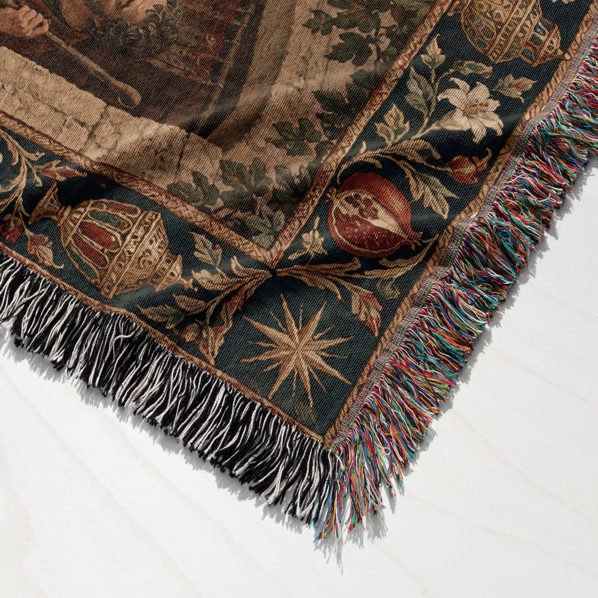 CalmNestStyle The Three Kings jacquard woven blanket