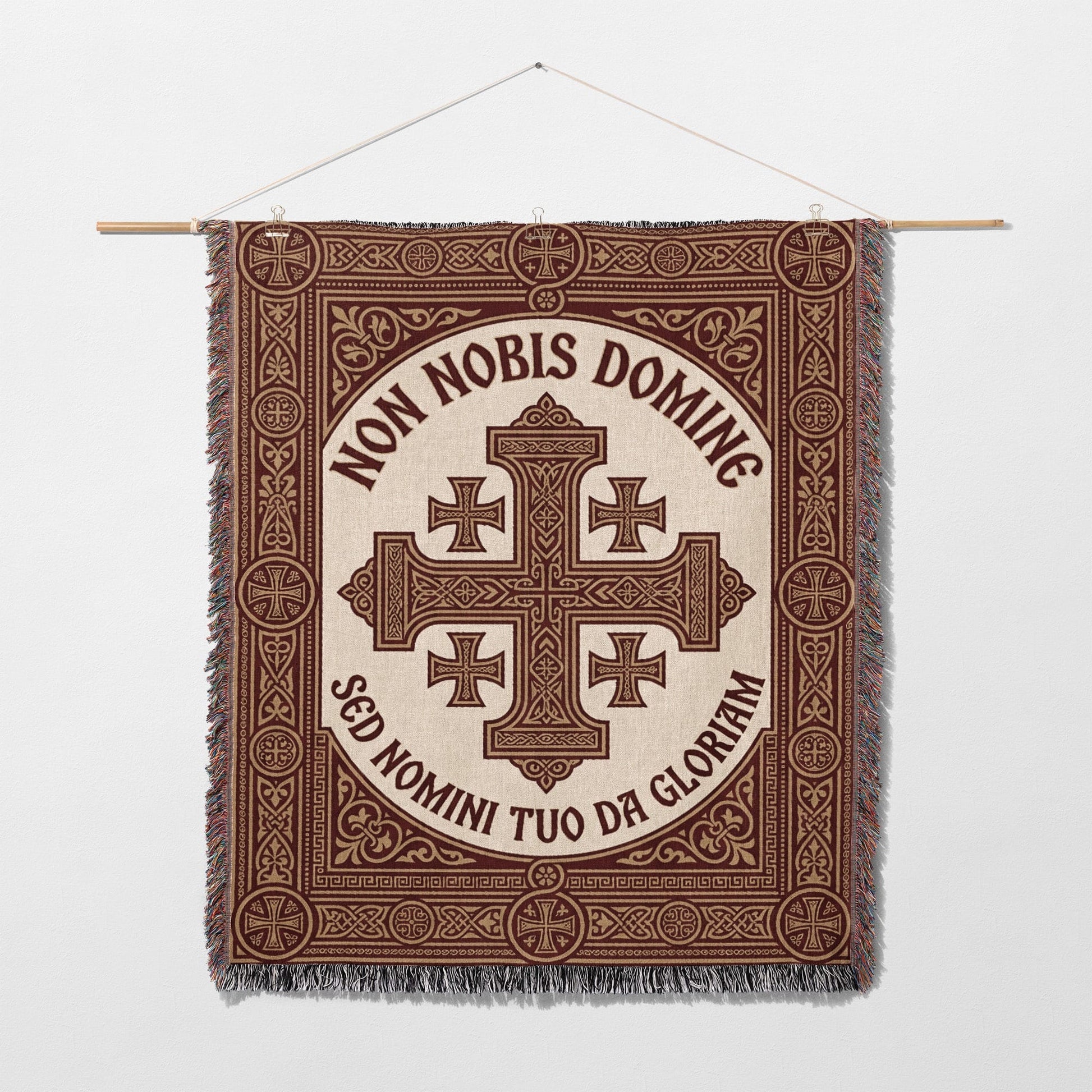 Tapestry with a Jerusalem cross and Latin inscription "Non Nobis Domine Sed Nomini Tuo Da Gloriam".