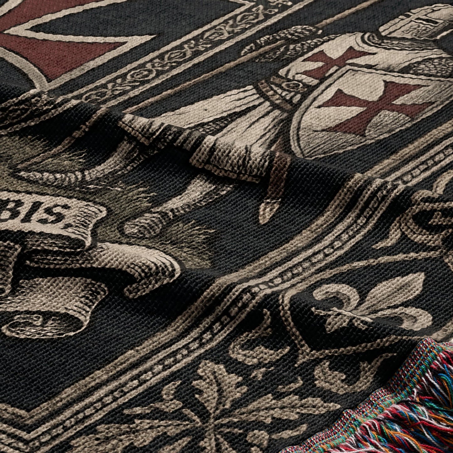 Tapestry with Templar knight shields, fleur-de-lis, and text "BIS" on dark background.