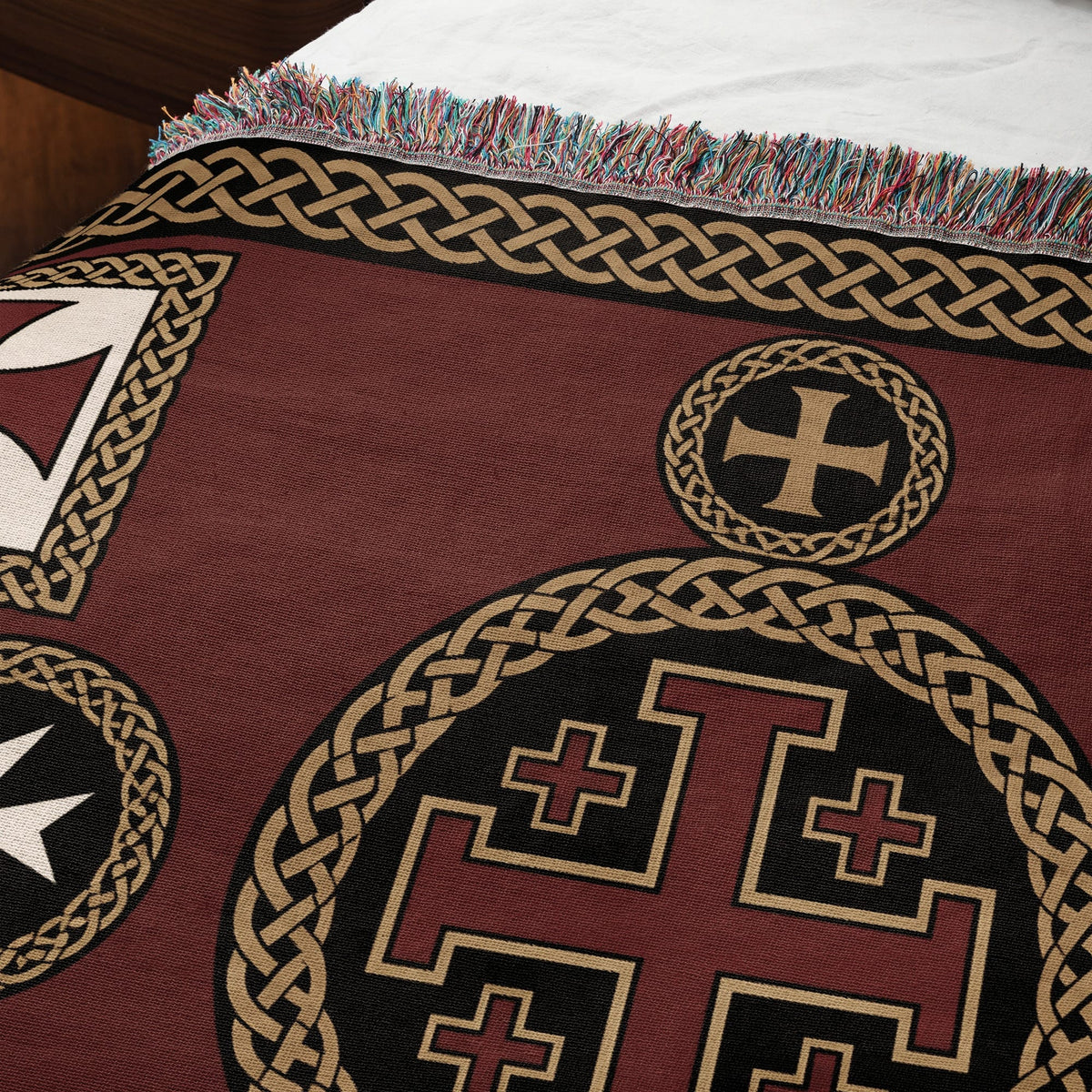 MyDesigns Medieval Tapestry Blanket – Jerusalem Cross Heraldic Medallion Woven Throw jacquard woven blanket