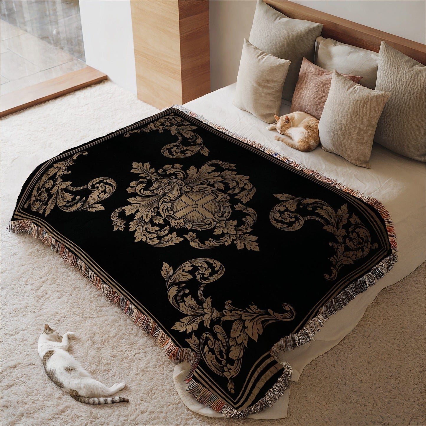 Luxurious Baroque Design Bedspread with Intricate Details