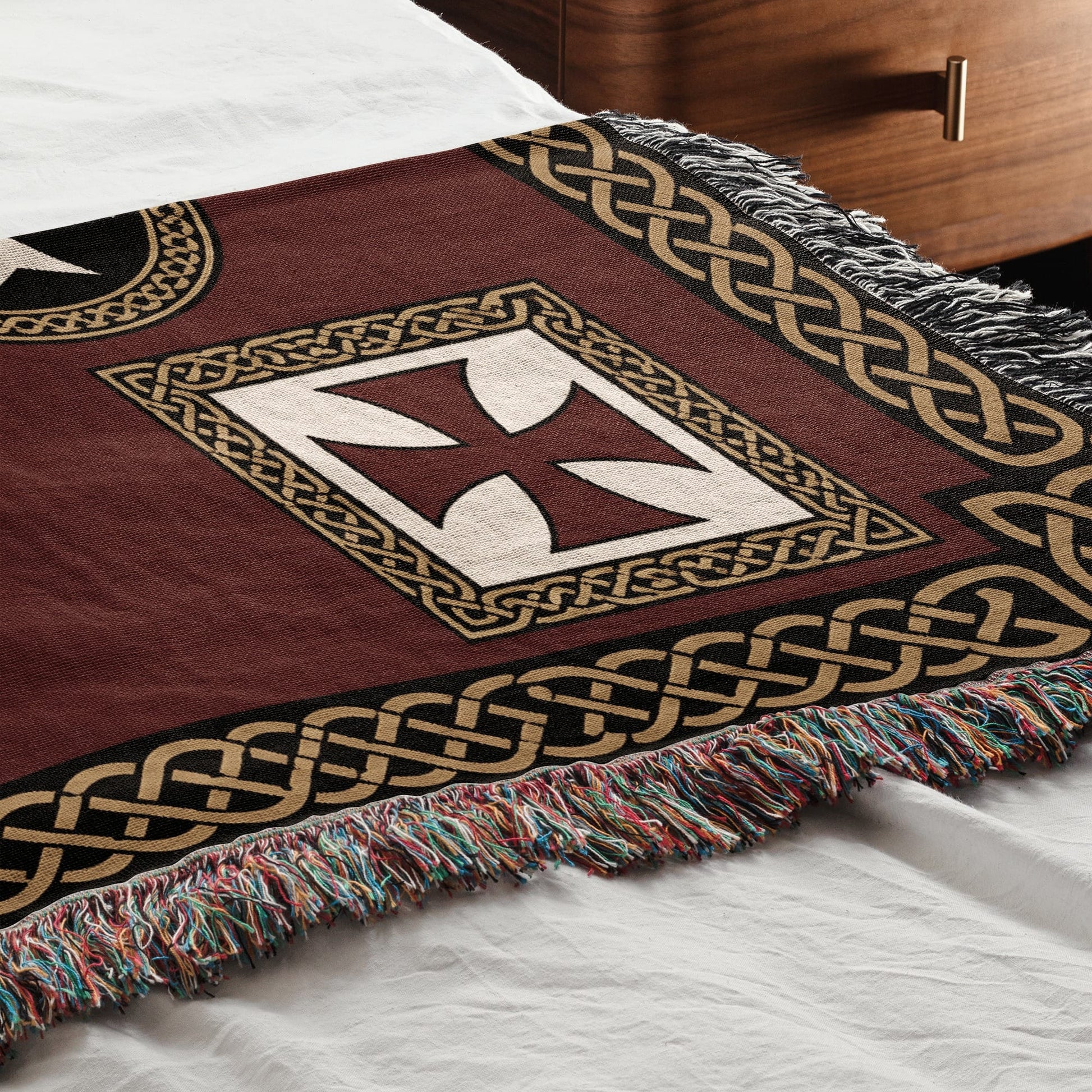 MyDesigns Military Orders Tapestry – Gold Jerusalem Cross Medallion Woven Blanket jacquard woven blanket