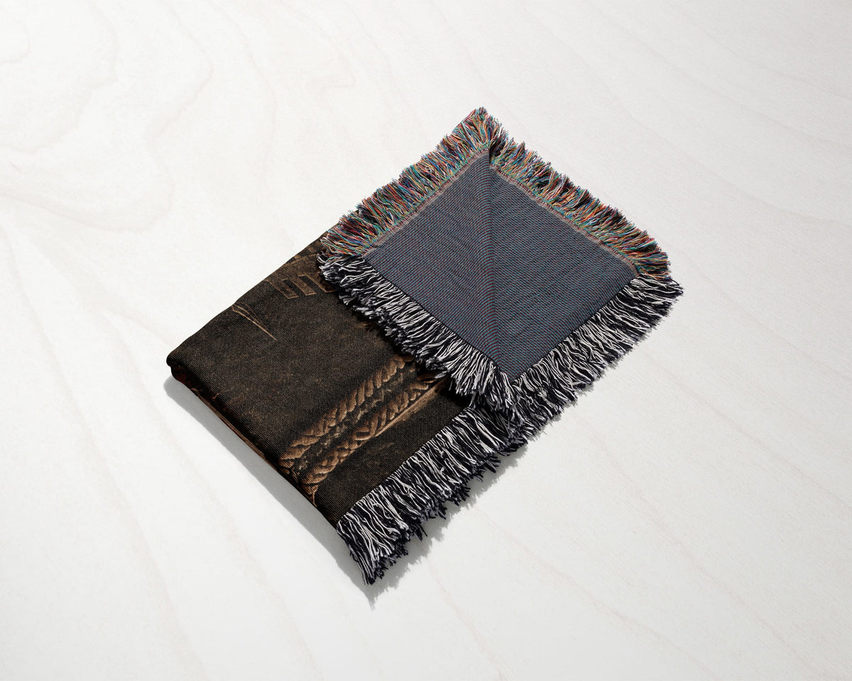 MyDesigns Torchlit Muster Before the Castle jacquard woven blanket