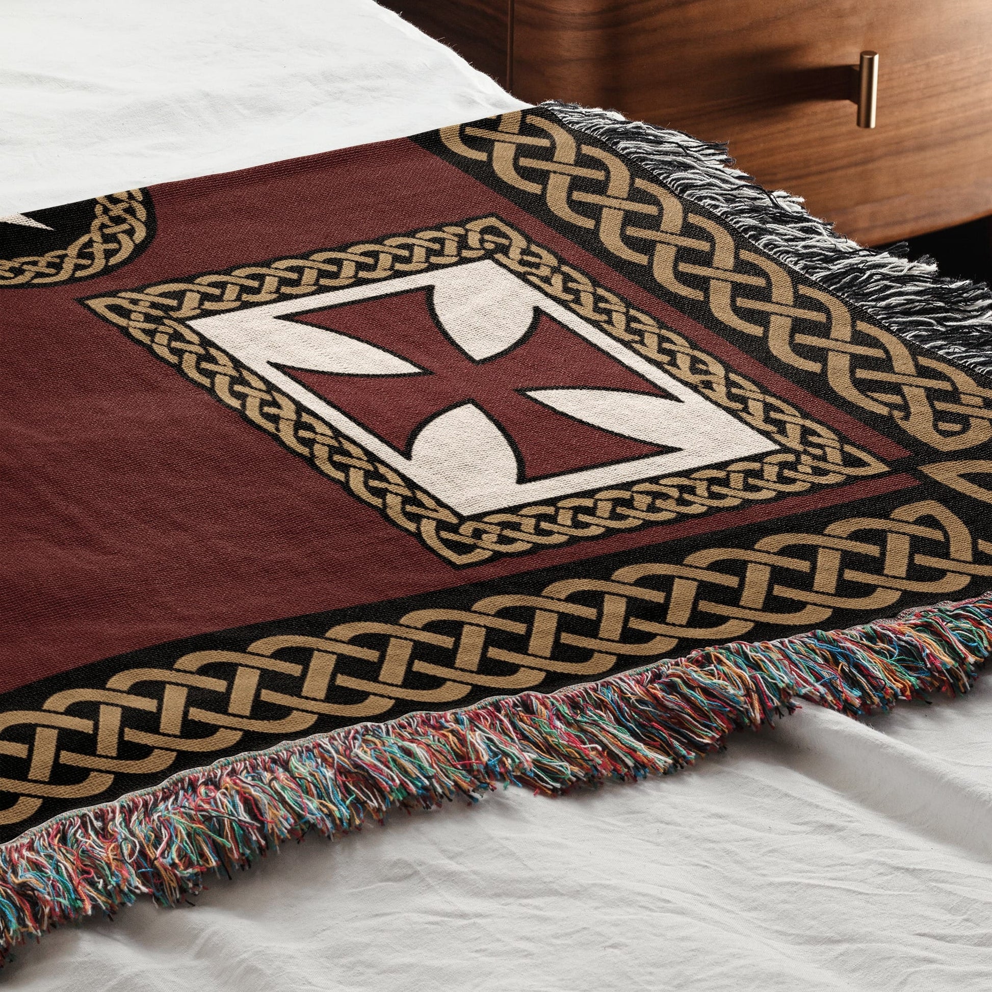 MyDesigns Medieval Tapestry Blanket – Jerusalem Cross Heraldic Medallion Woven Throw jacquard woven blanket