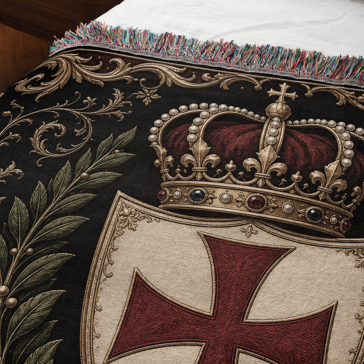 MyDesigns Medieval Blanket – Knights Templar Crest, Crown & Laurel Woven Throw jacquard woven blanket