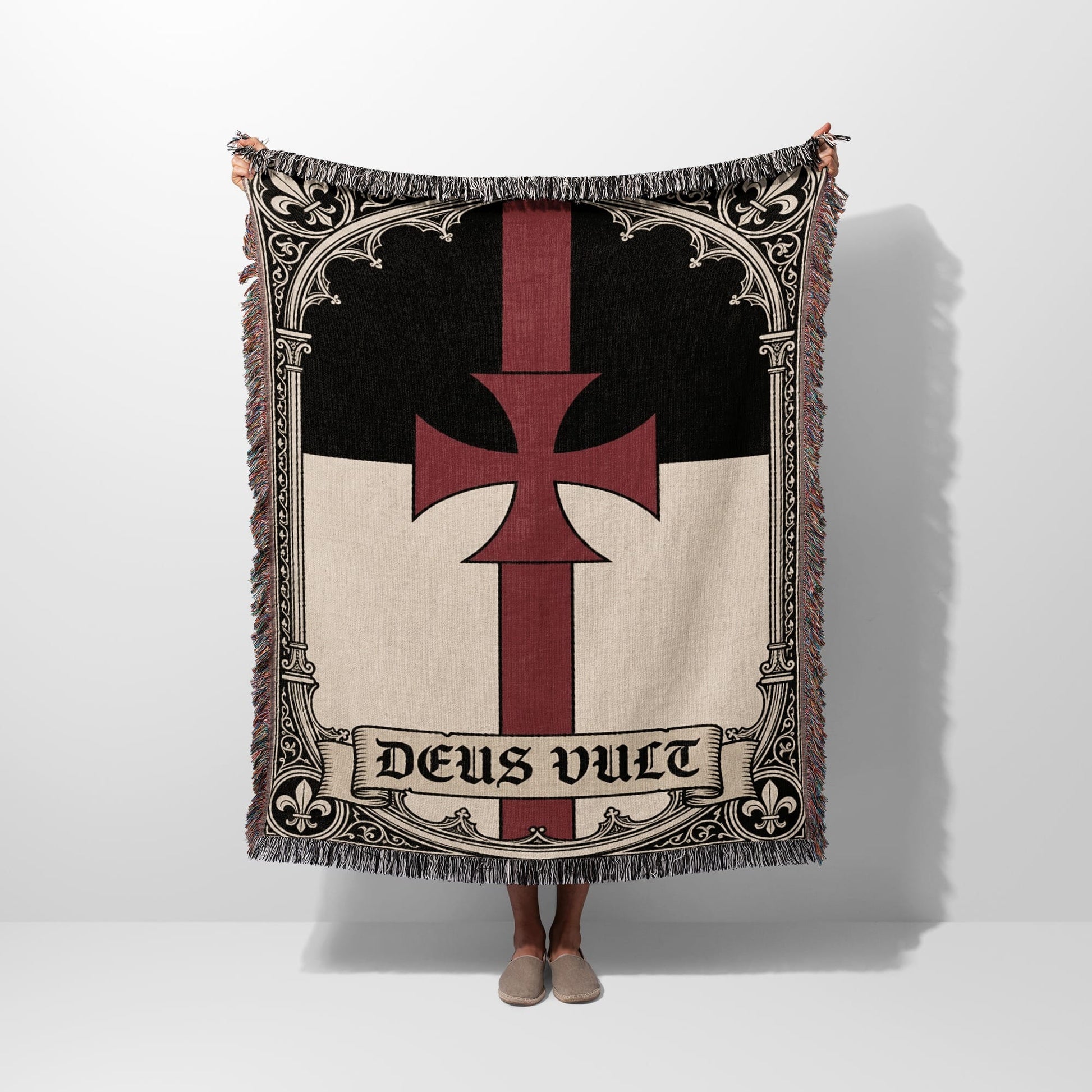 Tapestry blanket with a Templar cross and "Deus Vult" text.