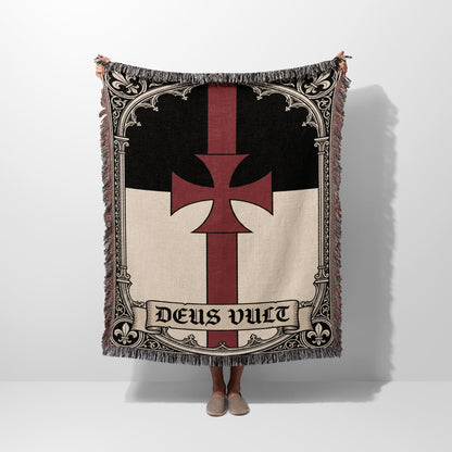 Tapestry blanket with a Templar cross and "Deus Vult" text.