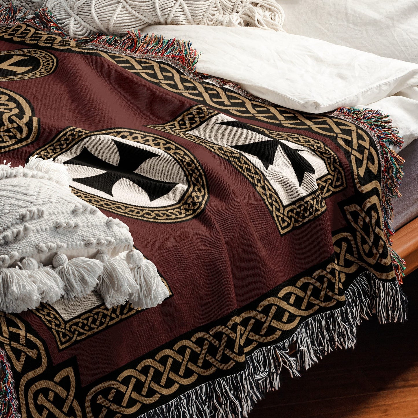 MyDesigns Military Orders Tapestry – Gold Jerusalem Cross Medallion Woven Blanket jacquard woven blanket