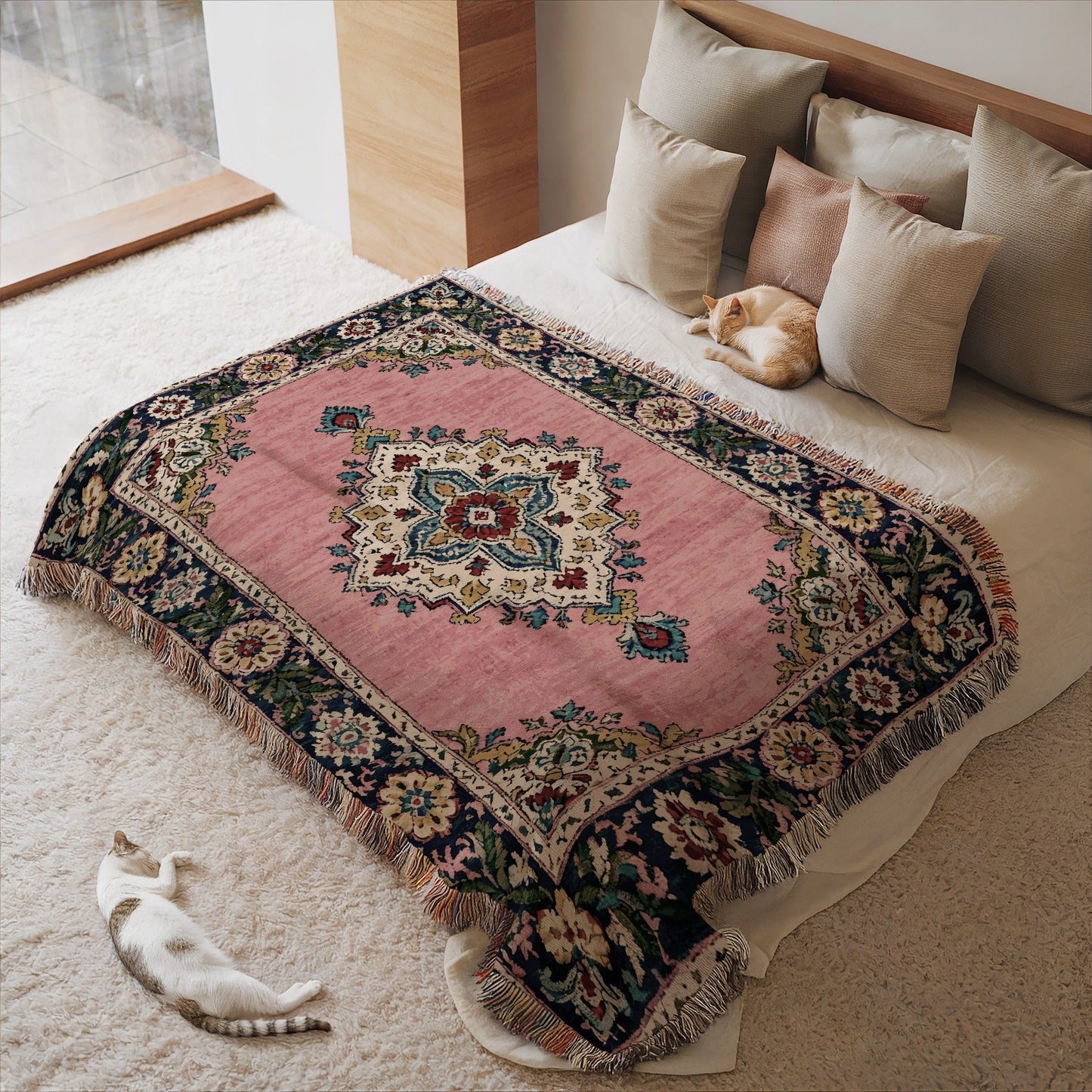 Elegant Floral Patterned Plush Blanket