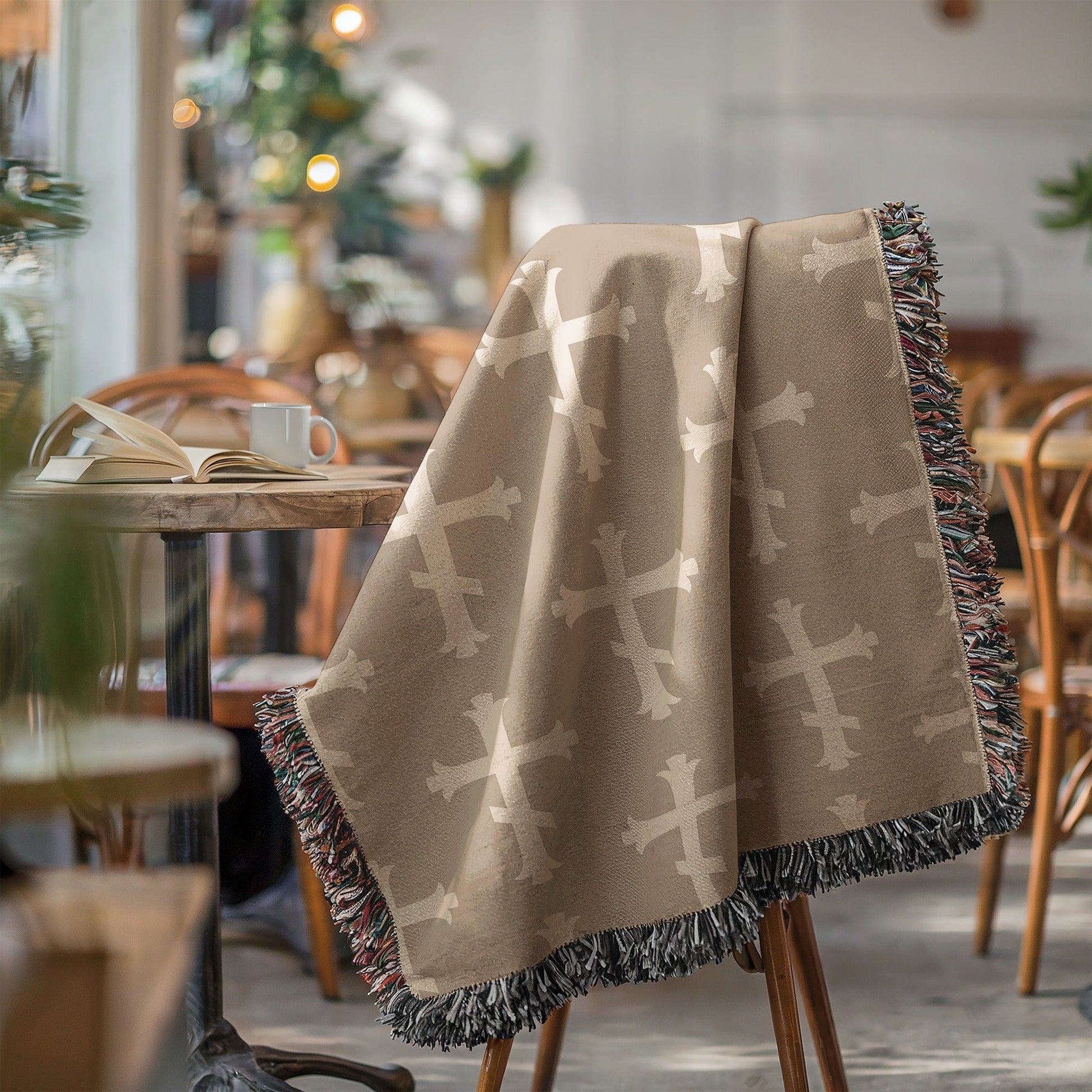 Reversible Cross Pattern Throw Blanket for Cozy Home Decor