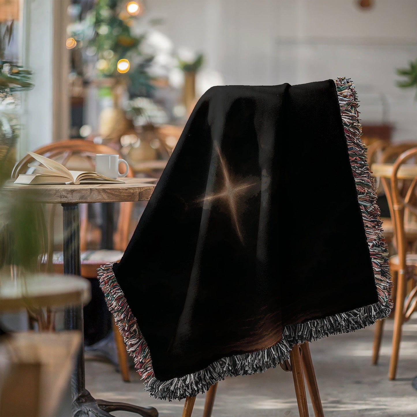 Cozy Artistic Star-Themed Woven Blanket for Comfort