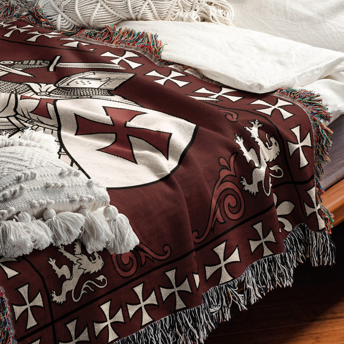 MyDesigns Medieval Tapestry Blanket – Knights Templar Duel Woven Throw, White Cross Border jacquard woven blanket