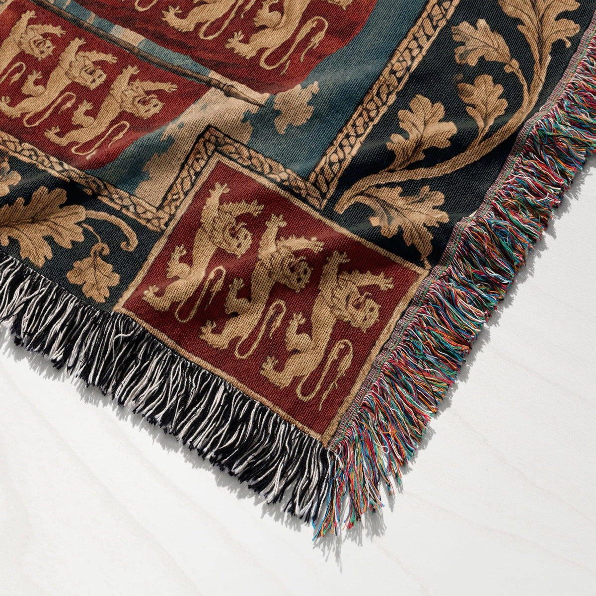 CalmNestStyle Richard the Lionheart Charging jacquard woven blanket