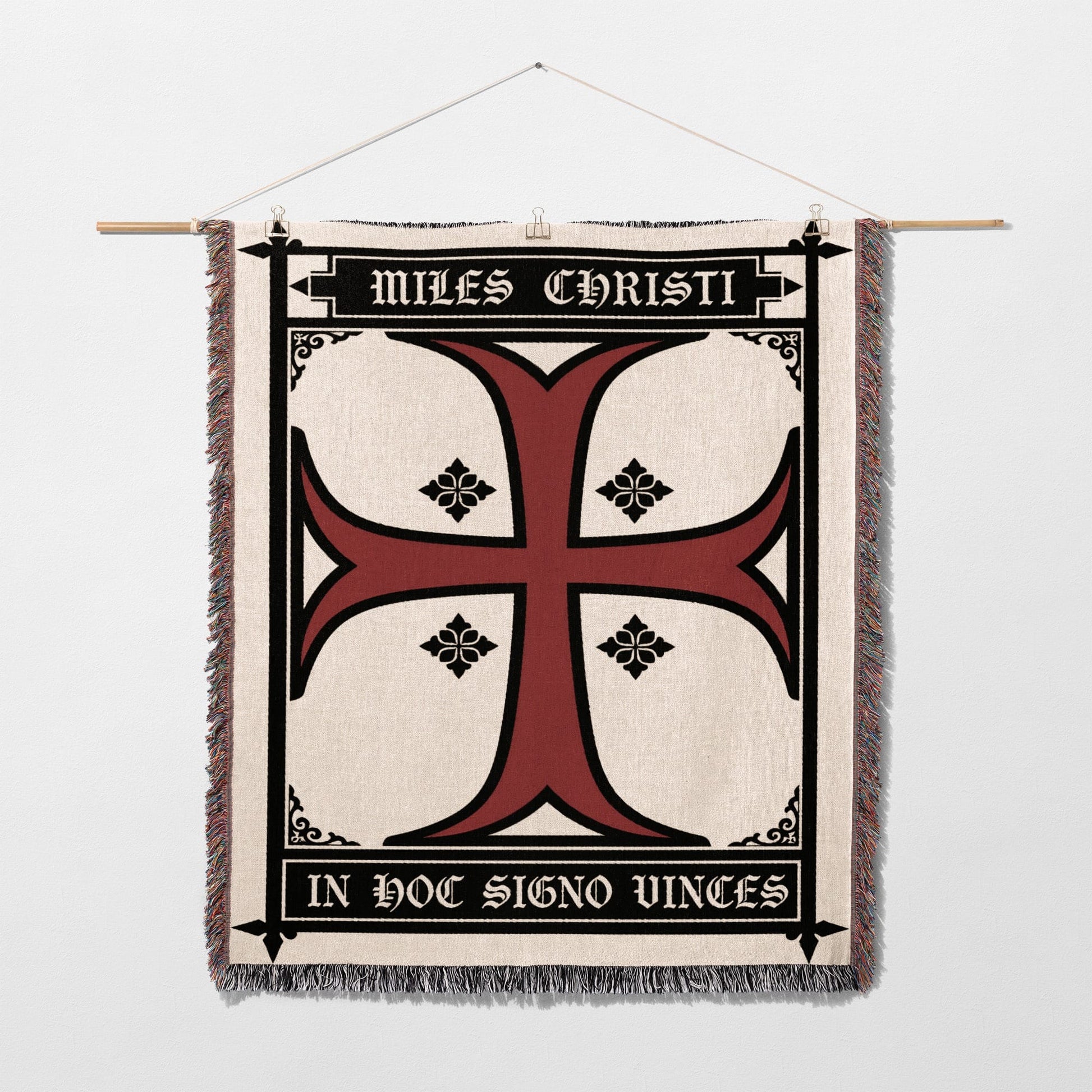 Tapestry featuring a red crusader cross and Latin text "MILES CHRISTI IN HOC SIGNO VINCES".