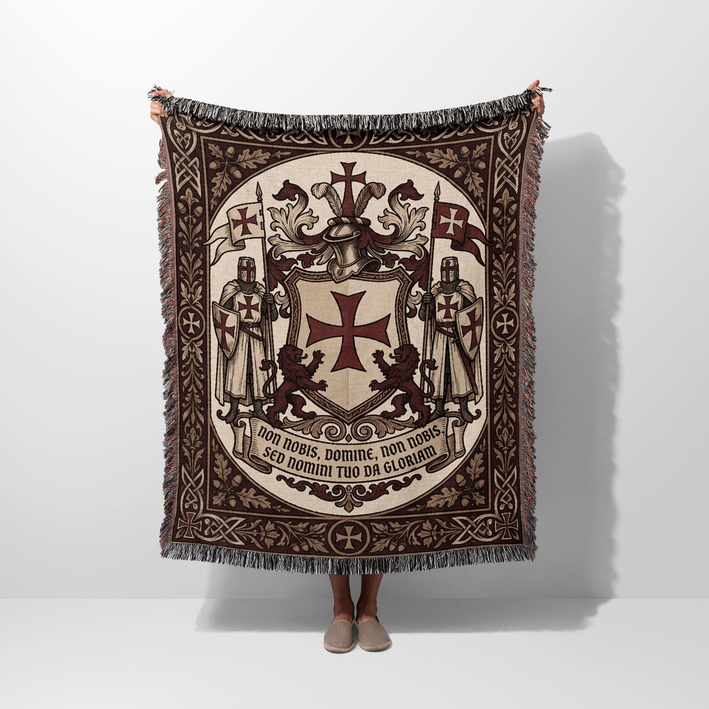 Tapestry blanket featuring knights, lions, and the Latin text "non nobis, Domine, non nobis, sed nomini tuo da gloriam."