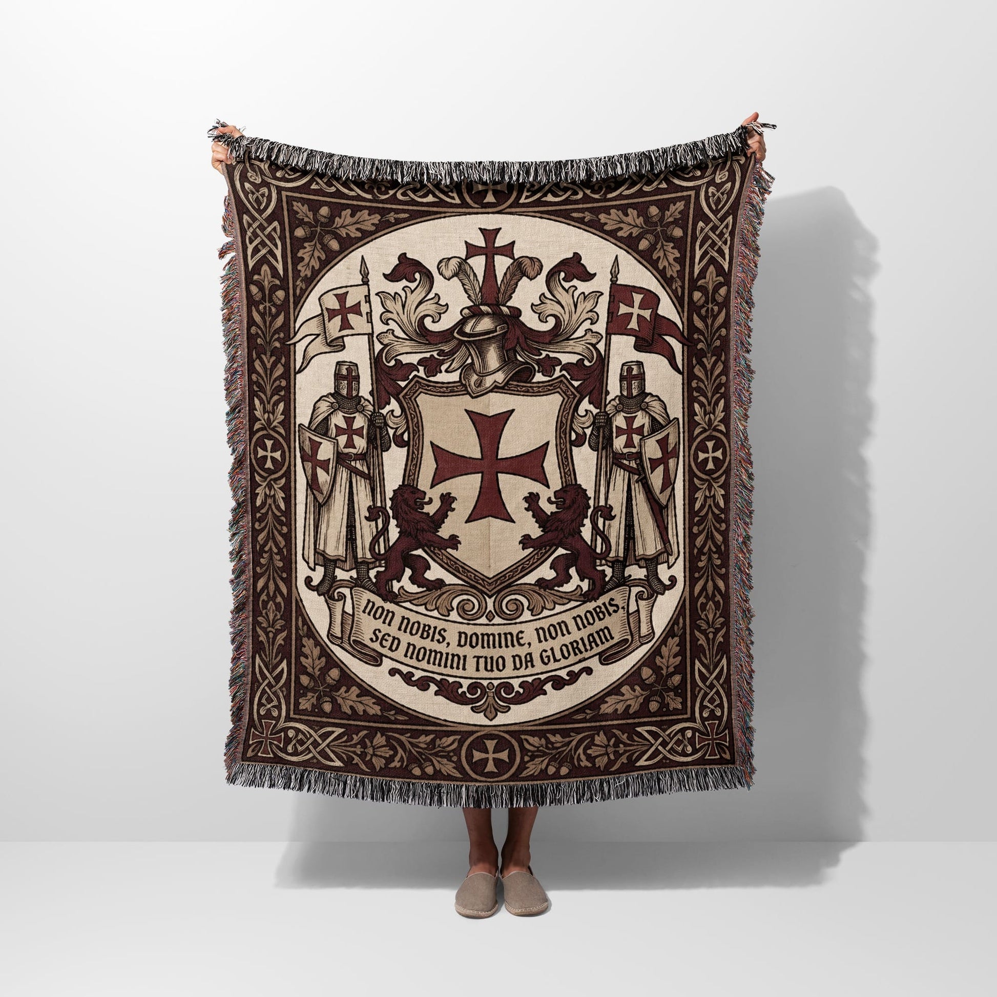 Tapestry blanket featuring knights, lions, and the Latin text "non nobis, Domine, non nobis, sed nomini tuo da gloriam."