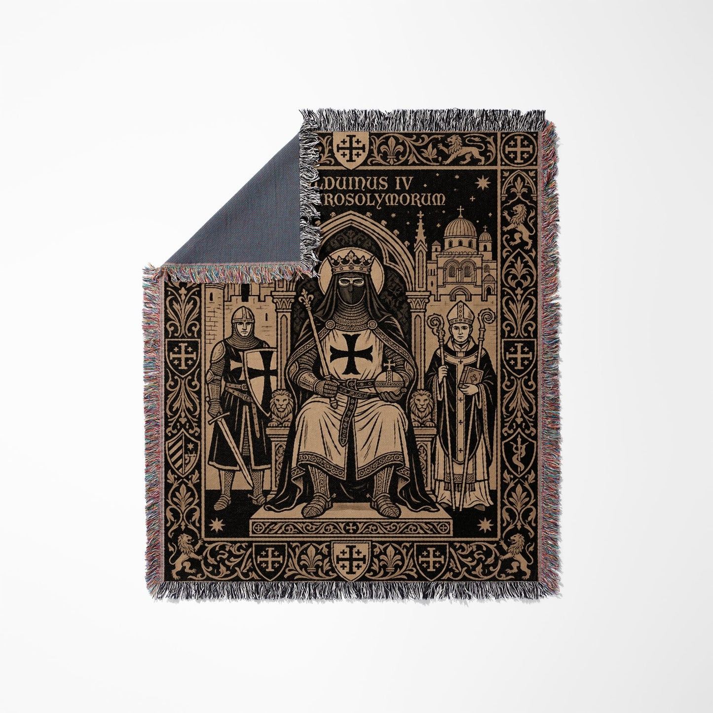Tapestry with a king on a throne between a knight and a bishop, with text.