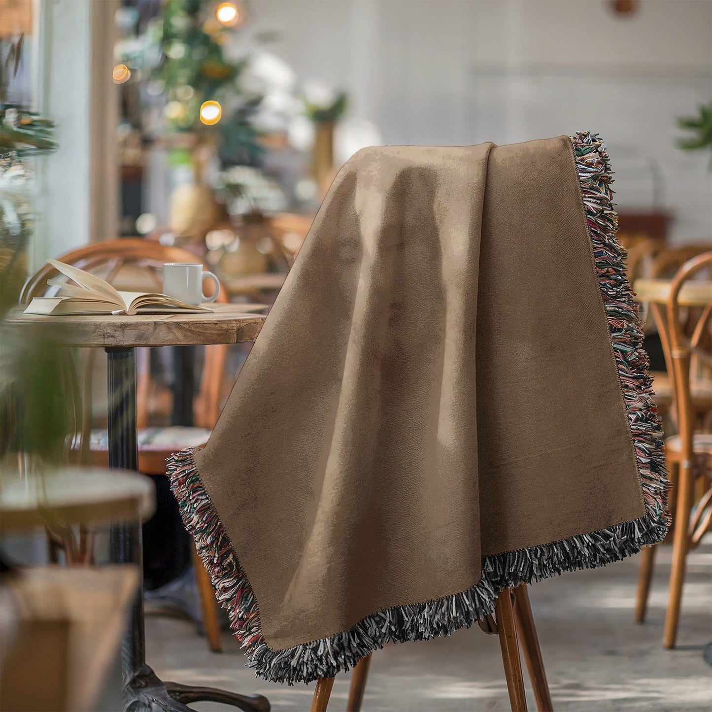 Cozy Warm Throw Blanket for Home or Outdoor Use