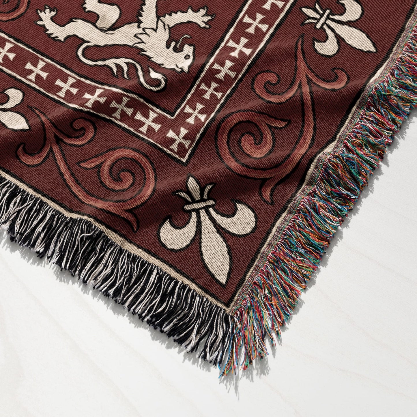 MyDesigns Medieval Knight Tapestry Blanket – Templar Knights Duel Woven Throw, Scrollwork jacquard woven blanket