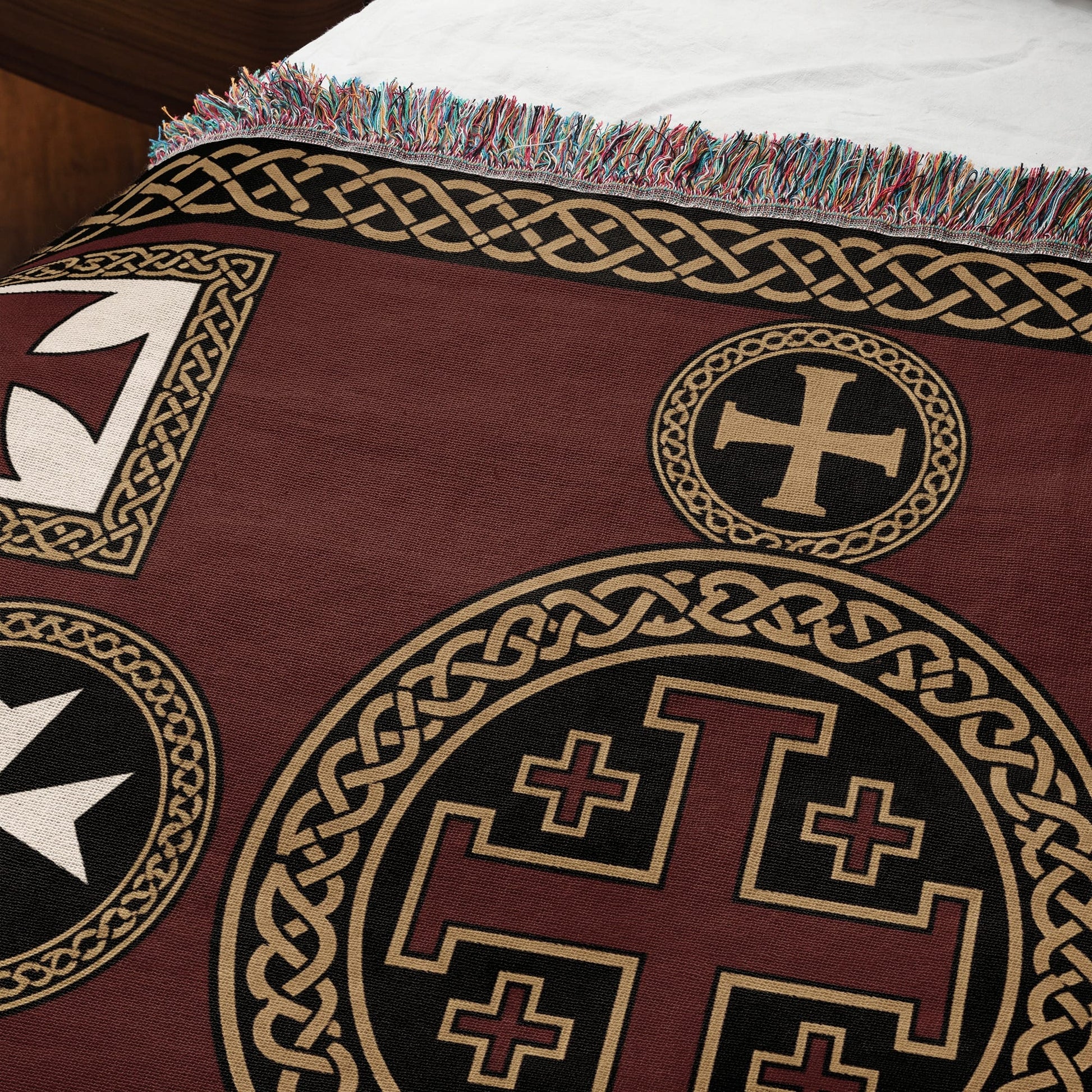 MyDesigns Military Orders Tapestry – Gold Jerusalem Cross Medallion Woven Blanket jacquard woven blanket