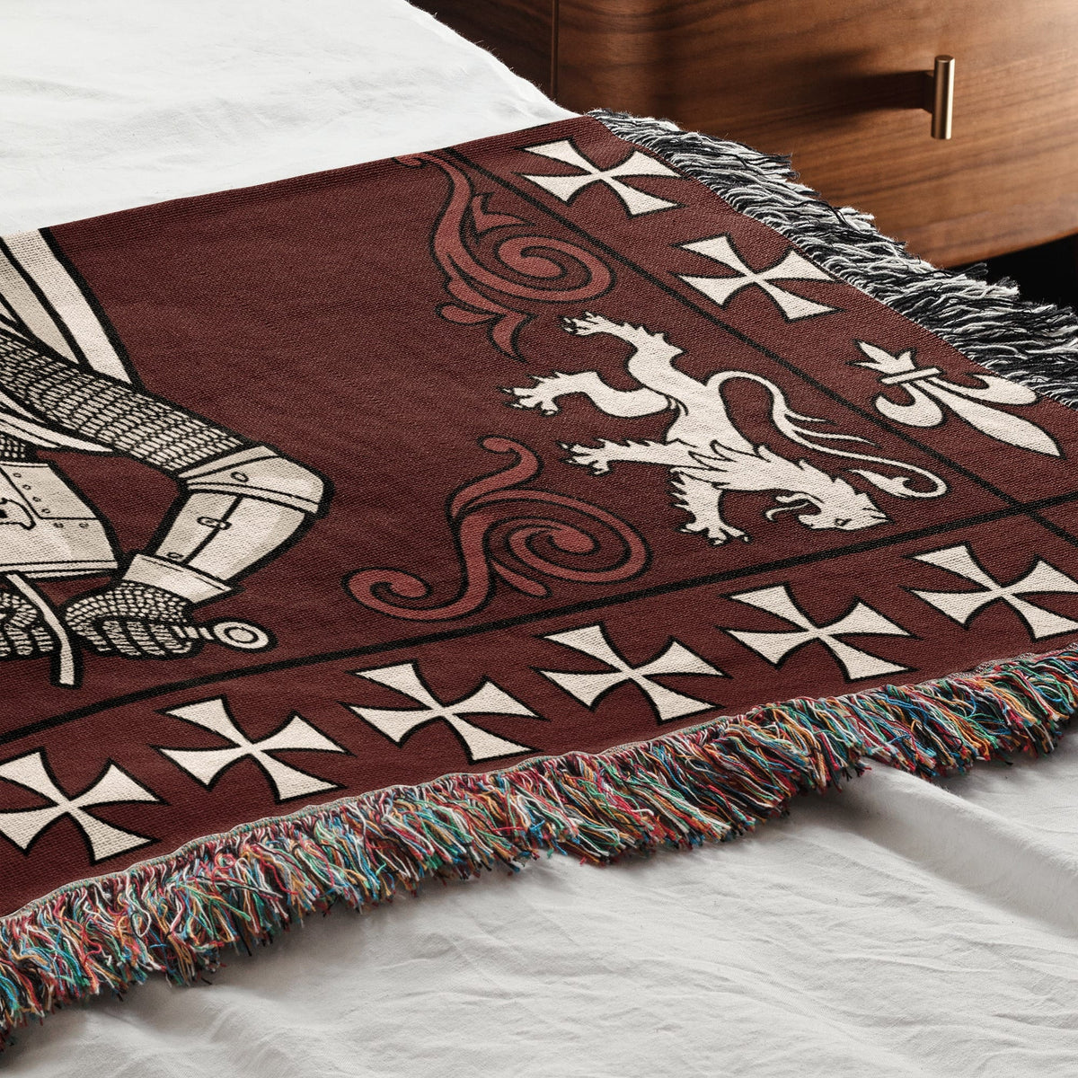 MyDesigns Medieval Tapestry Blanket – Knights Templar Duel Woven Throw, White Cross Border jacquard woven blanket