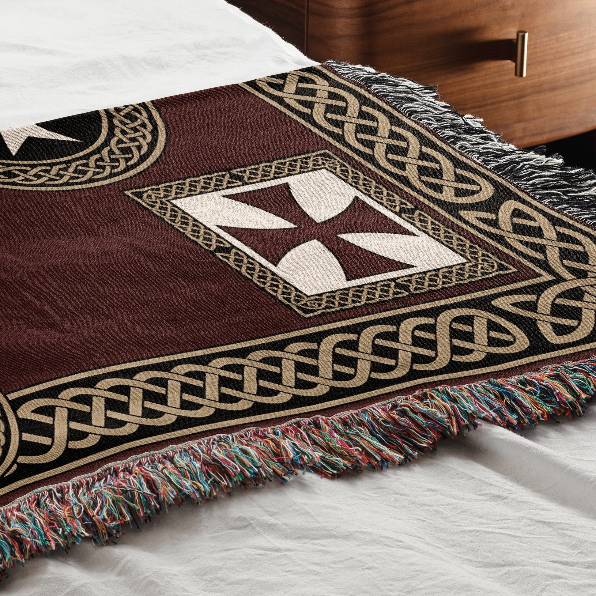 MyDesigns Medieval Wall Hanging Blanket – Red Jerusalem Cross Medallion, Crusader Orders jacquard woven blanket